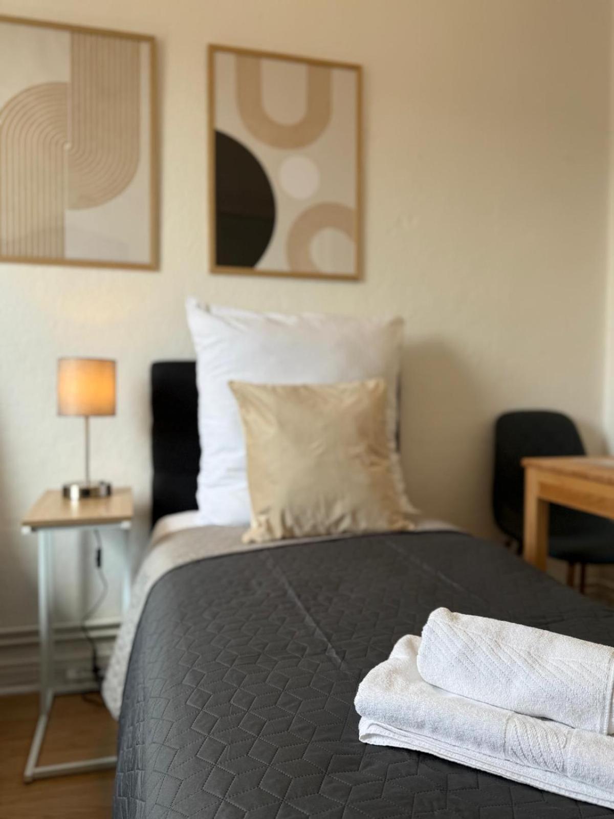 Tt Living Apartments Bonitas & Divinitas I 2 Schlafzimmer I Kueche I Vollbad I Waschmaschine Реллинген Экстерьер фото