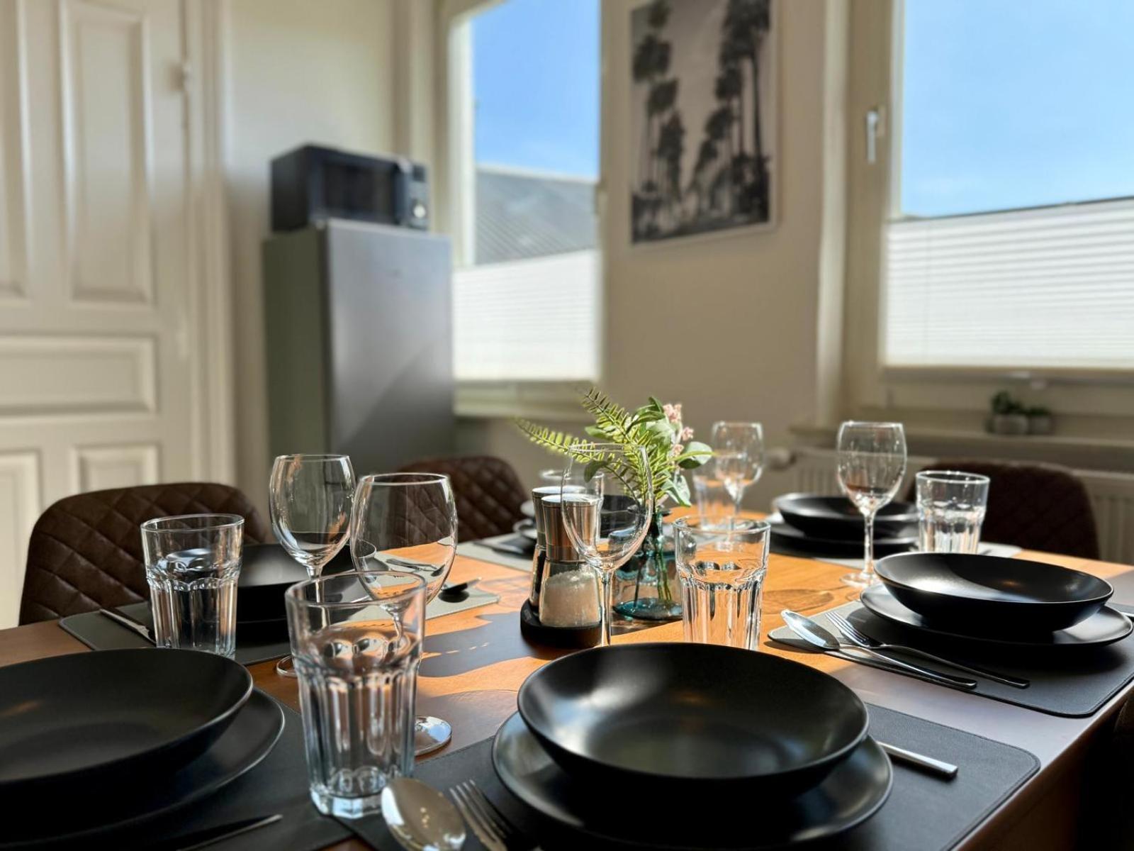 Tt Living Apartments Bonitas & Divinitas I 2 Schlafzimmer I Kueche I Vollbad I Waschmaschine Реллинген Экстерьер фото